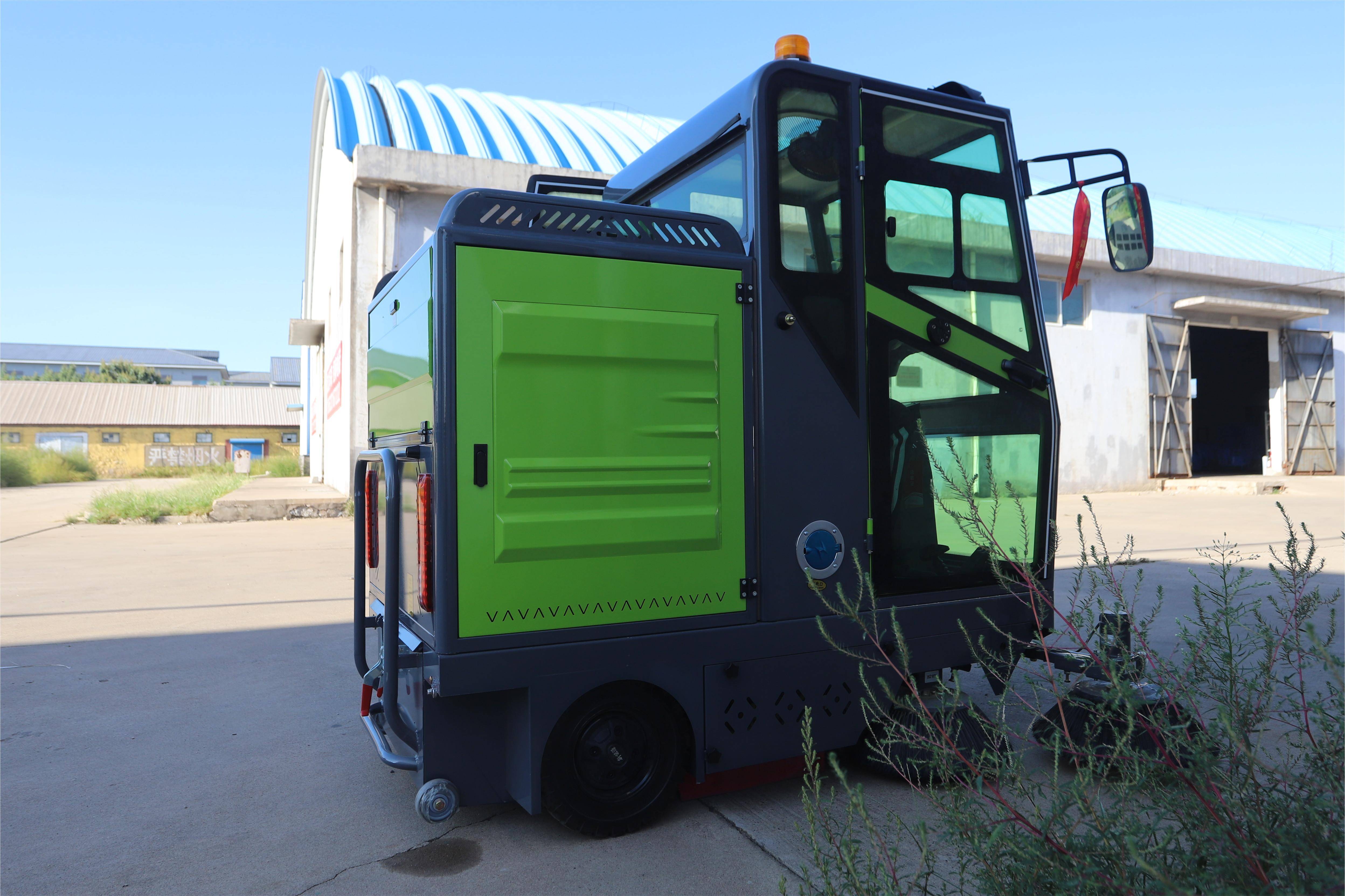 电动清扫车为城市环境卫生作了重要贡献_工作_传统_效果