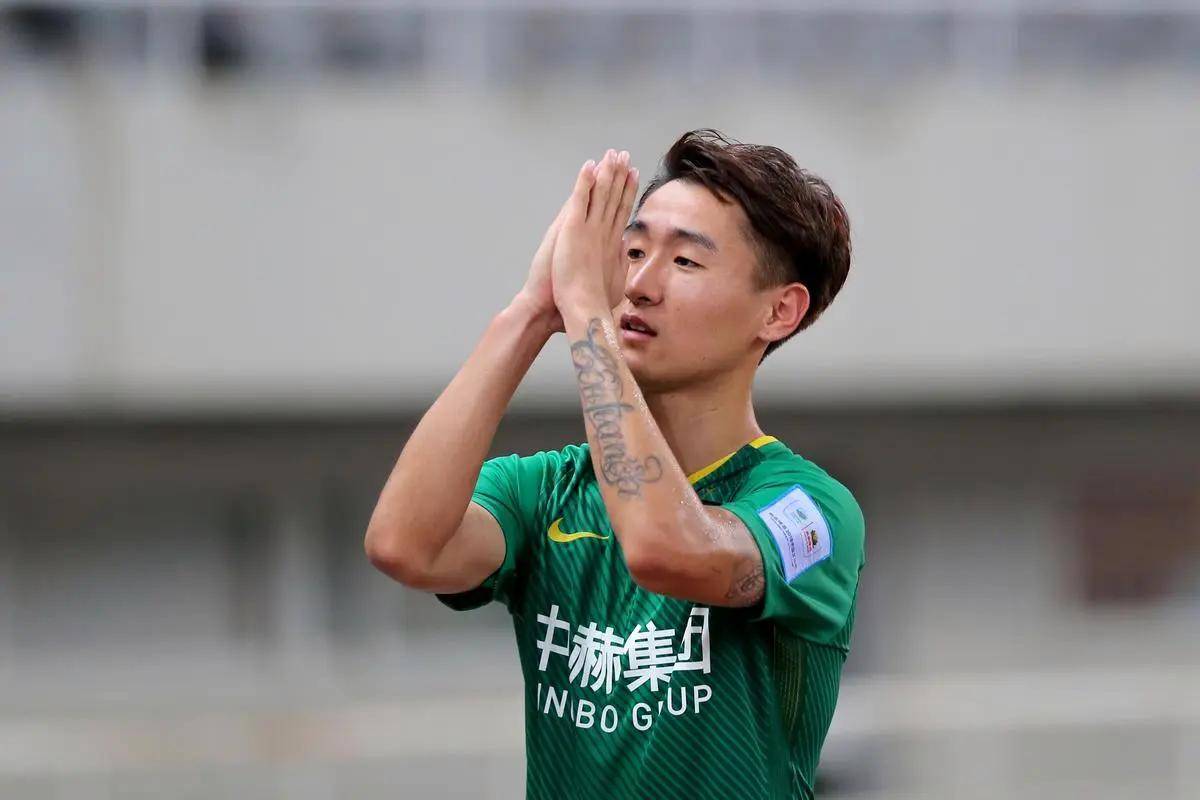 韦世豪搭档黄紫昌,可以成为国足"双子星"吗?_比赛_扬科维奇_防守