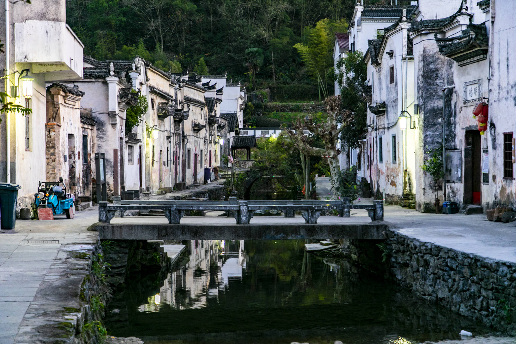 不输江南古镇,千岛湖这座古村落已经被隐藏了七百年,宛如世外桃源