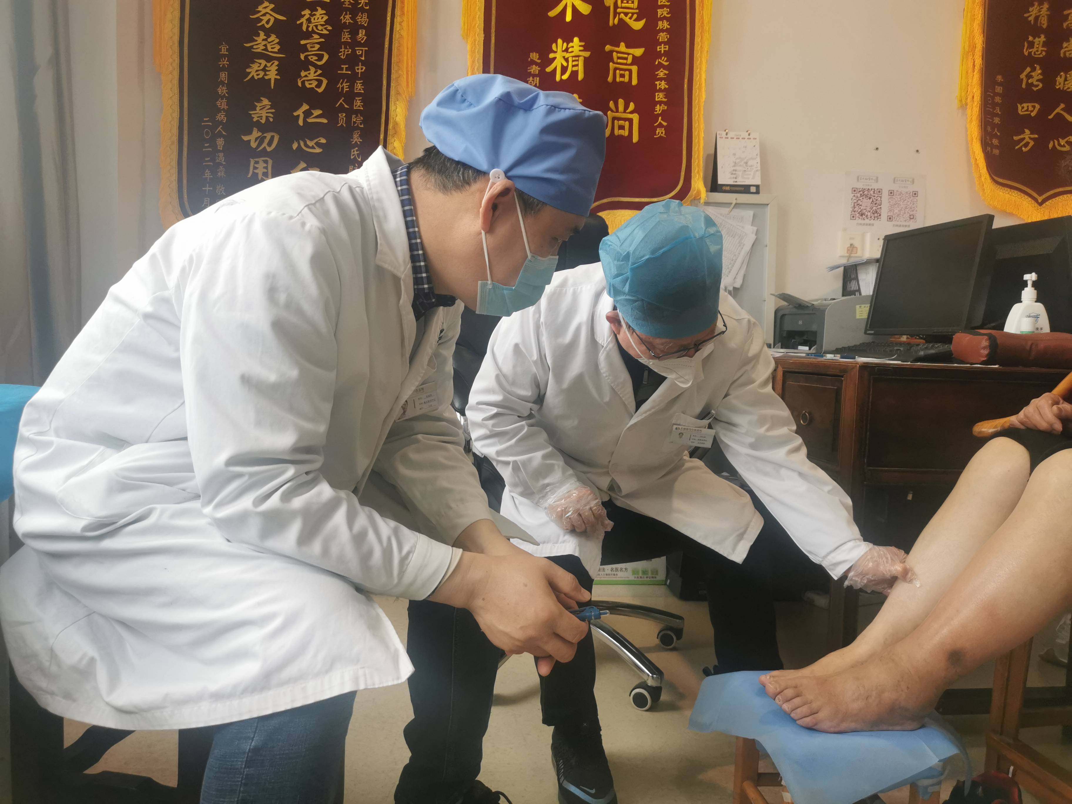 静脉曲张拖成"老烂脚",两兄弟携手求医"脉管修复师"_奚氏_创口_朱成河