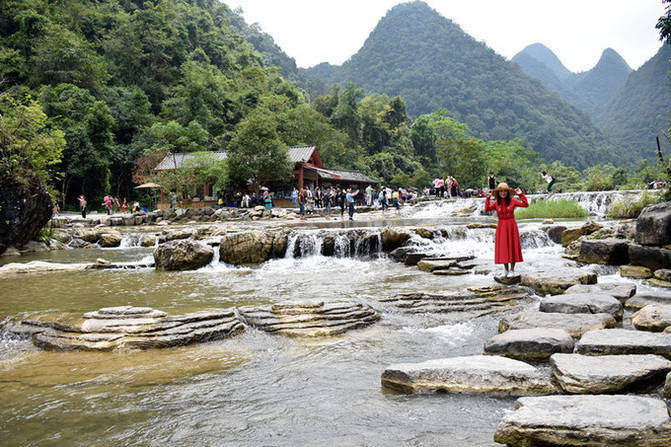 贵州当地参团旅游图片