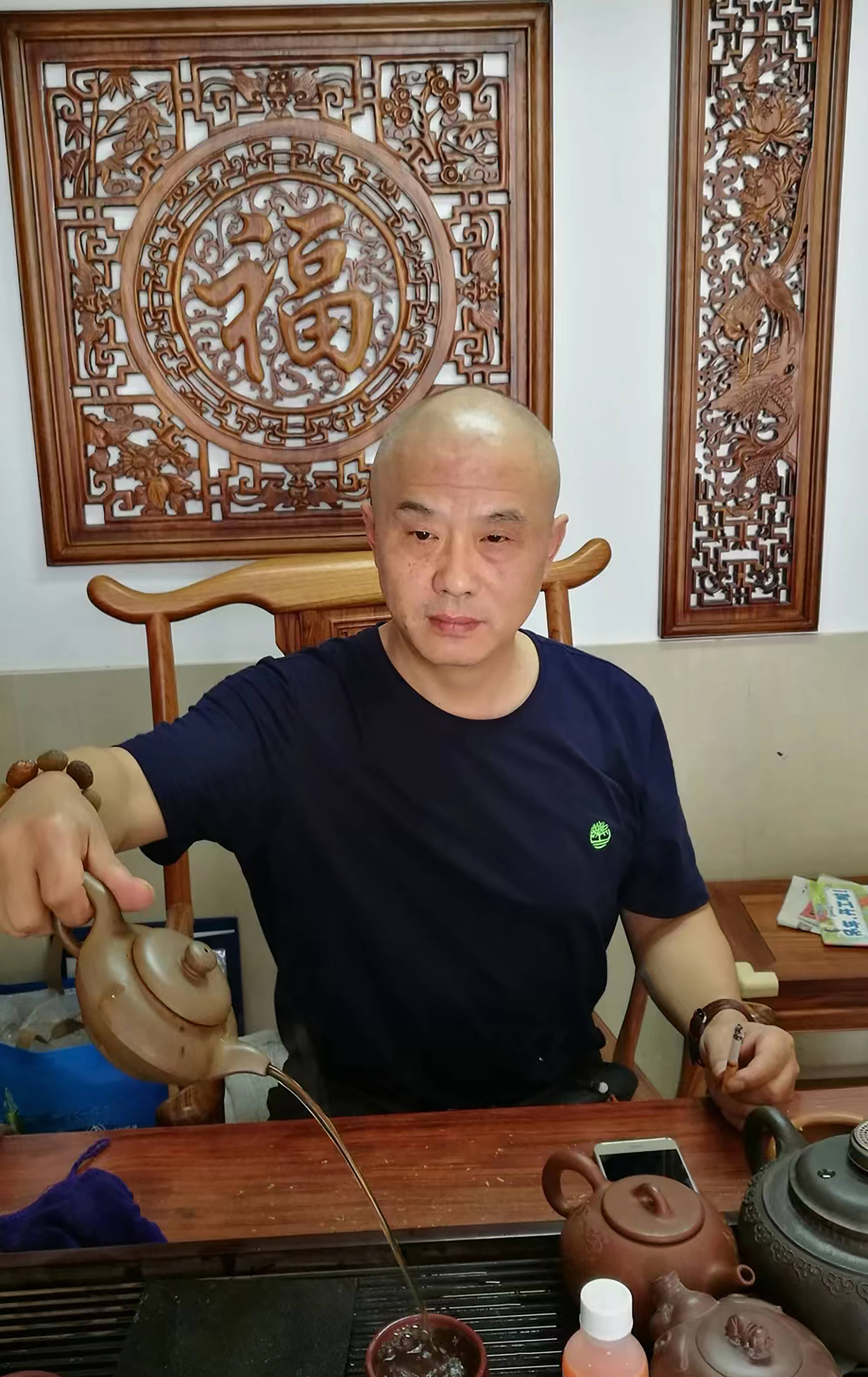 高级工艺美术师徐卫成——大师传承的艺术人生路_紫砂_景舟_作品