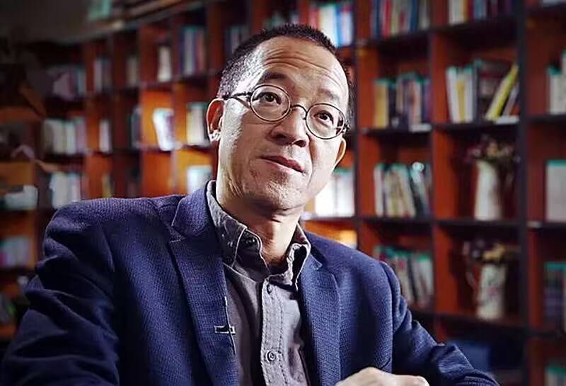 03这次俞敏洪选择保小,放弃大的这是什么意思呢?