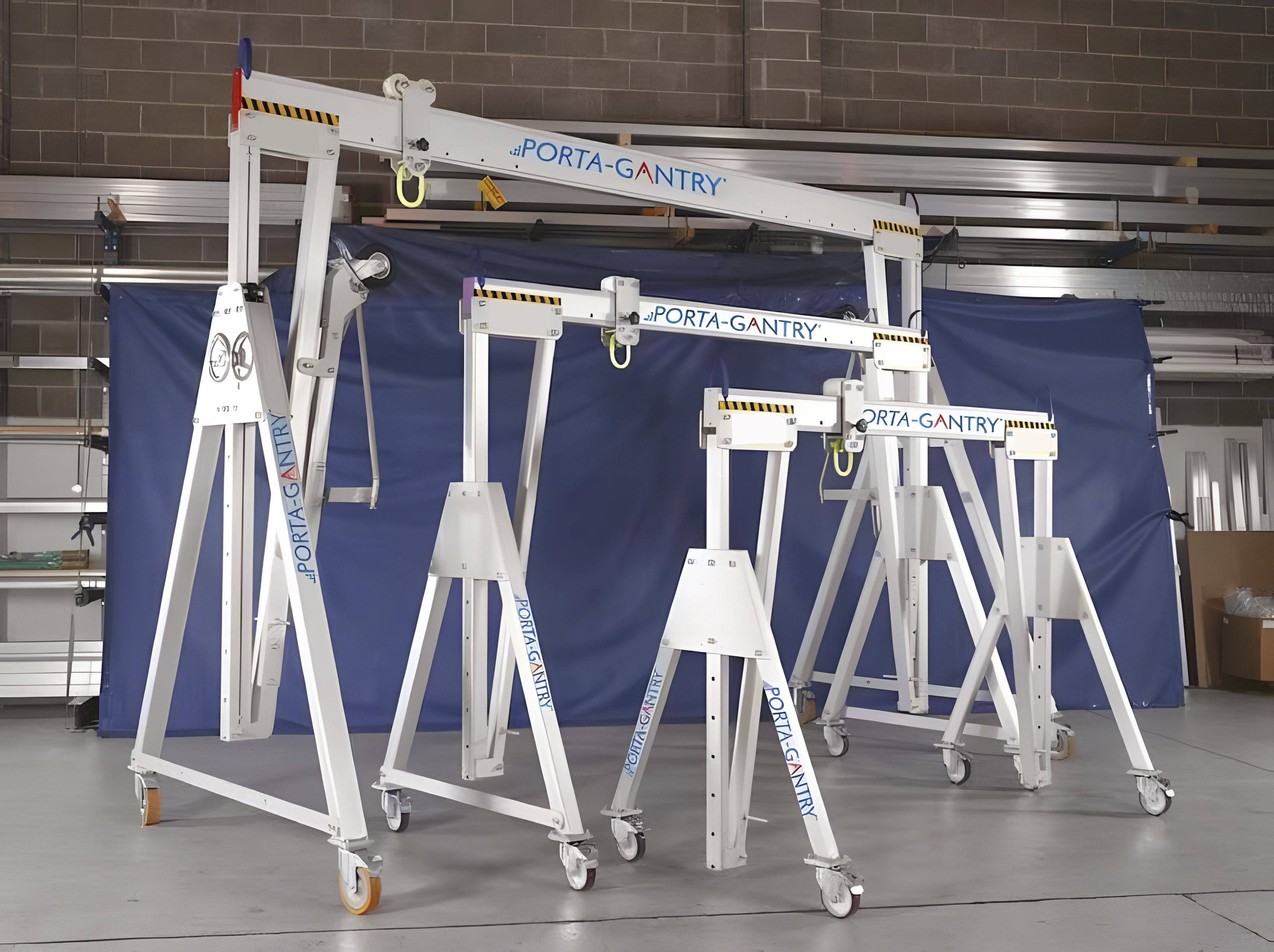 便携式铝合金龙门吊,轻盈便携,高效操作,助您高效物料输送!