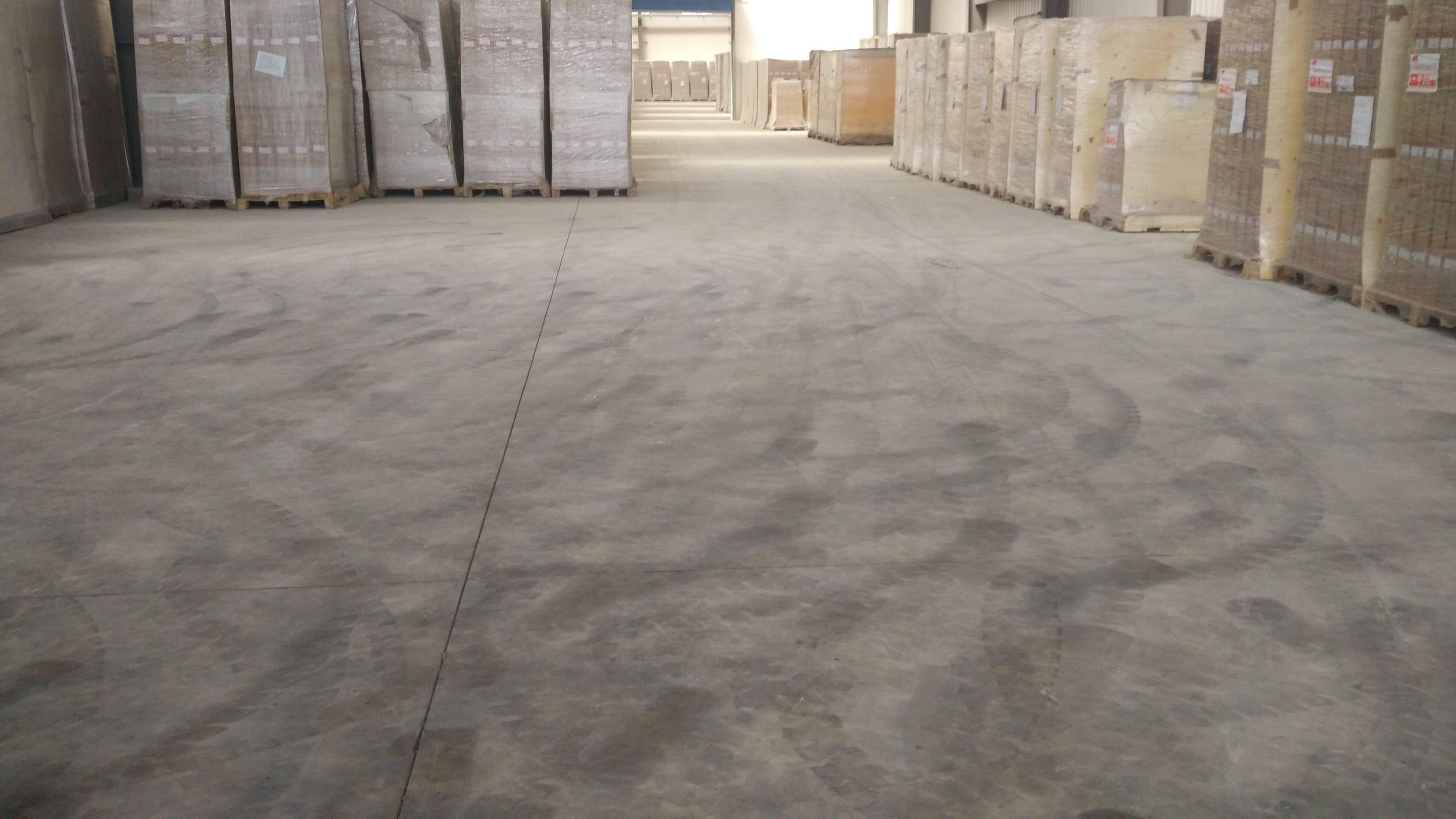 水泥地面起砂起灰怎么处理这样做简单有效