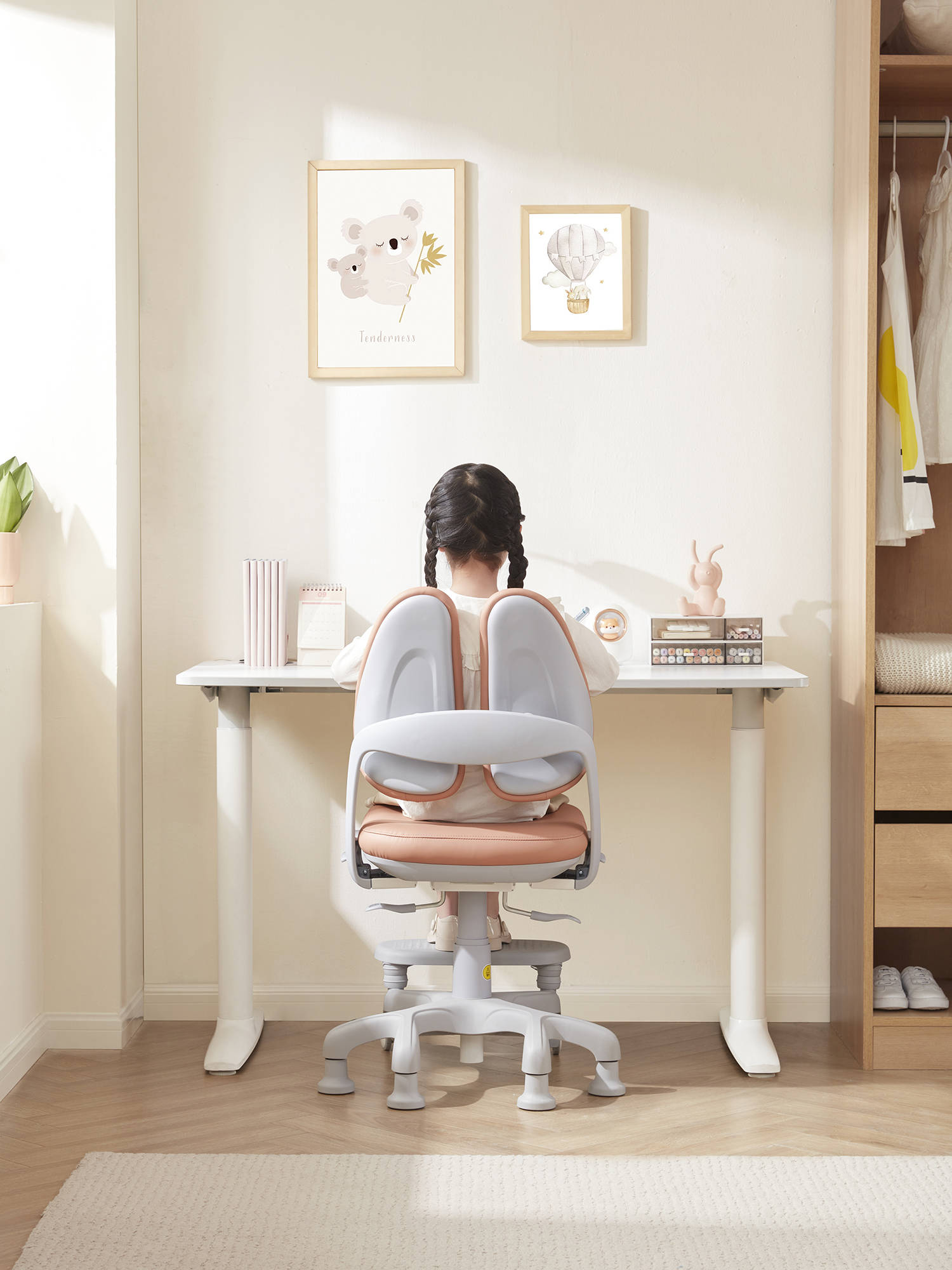 护童学习椅呵护孩子的健康成长