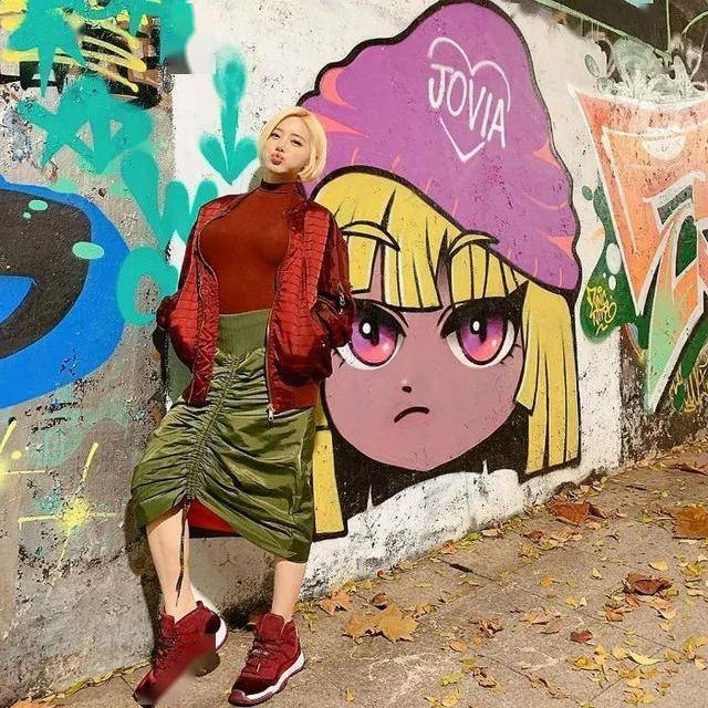 djsoda频繁上脚ow联名看看她最近穿了哪些鞋