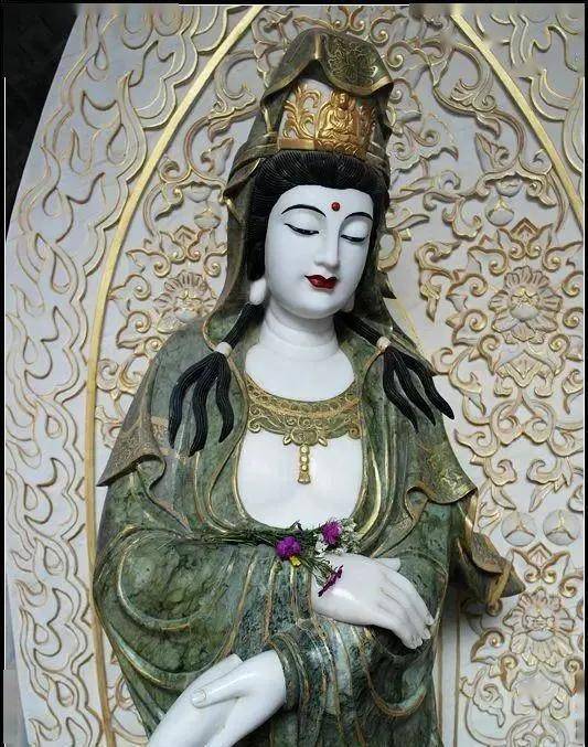 在五台山竹林寺我遇到了最漂亮的观世音菩萨法相庄严