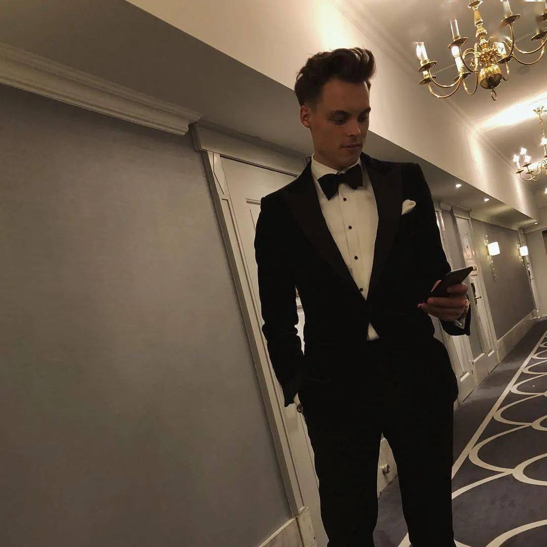 27岁世界最年轻男富豪