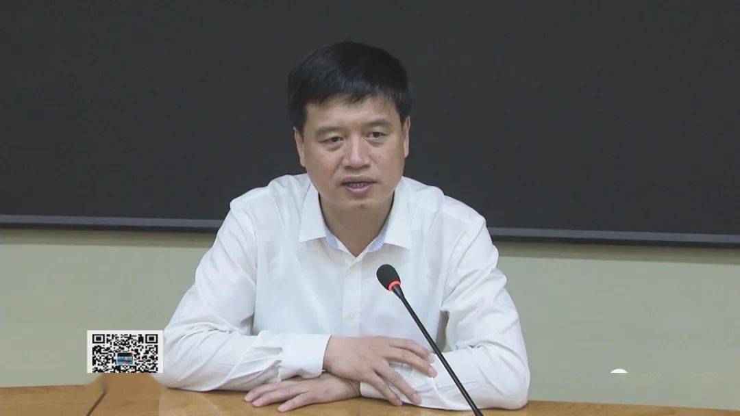 县委书记李守江参加我县分会场会议并讲话,县委副书记高梅,县人大