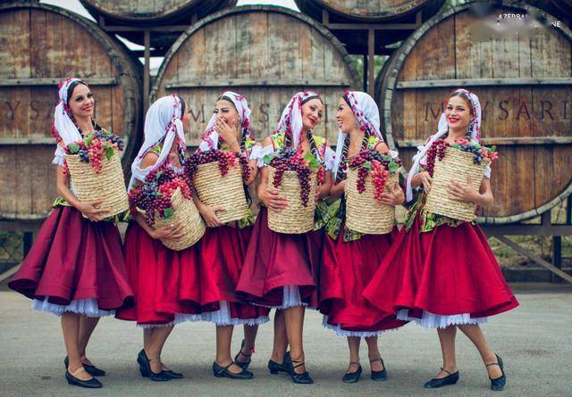 今晚19:40,一起走进神秘的阿塞拜疆