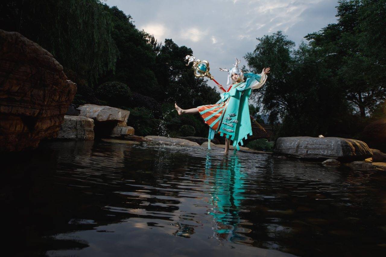 王者荣耀瑶遇见神鹿cosplay