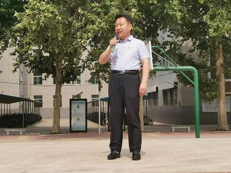 动态| 寄语新学期 感恩遇见你——茌平区实验中学主题升旗仪式