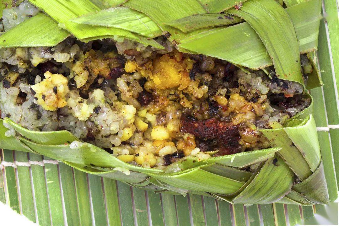 祖传手艺勒古粽鸭母粽