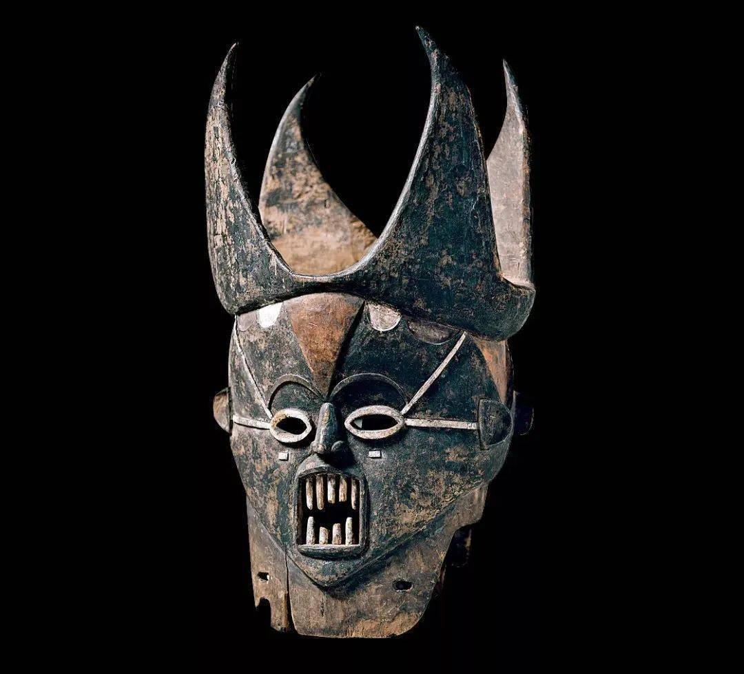 青铜艺术遍布世界的面具文化及其隐喻