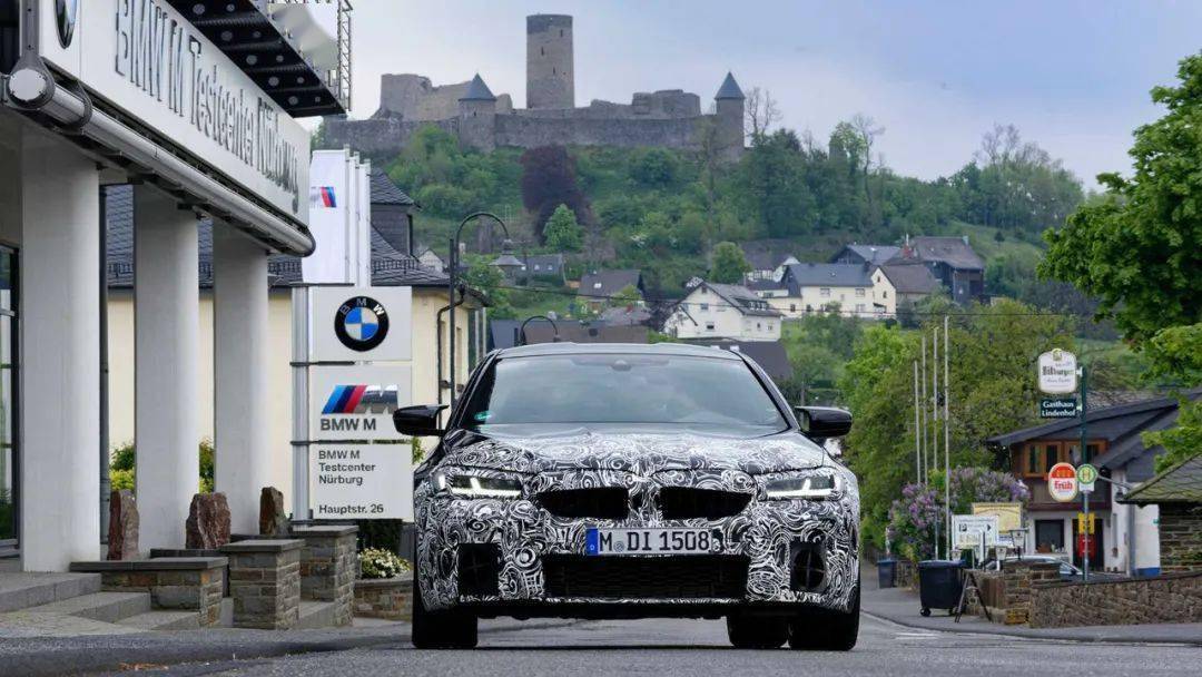 中改宝马m5定于6月17日亮相将用上m8四门版的电气系统和全新减震器