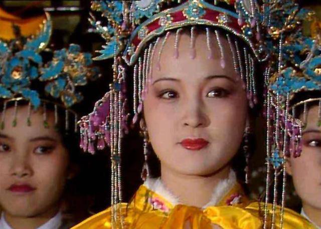 原创元春的一生在她的判词里早有提示不能挽救贾府是有原因的