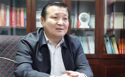 拒不执行党中央重大决策部署的新疆厅官