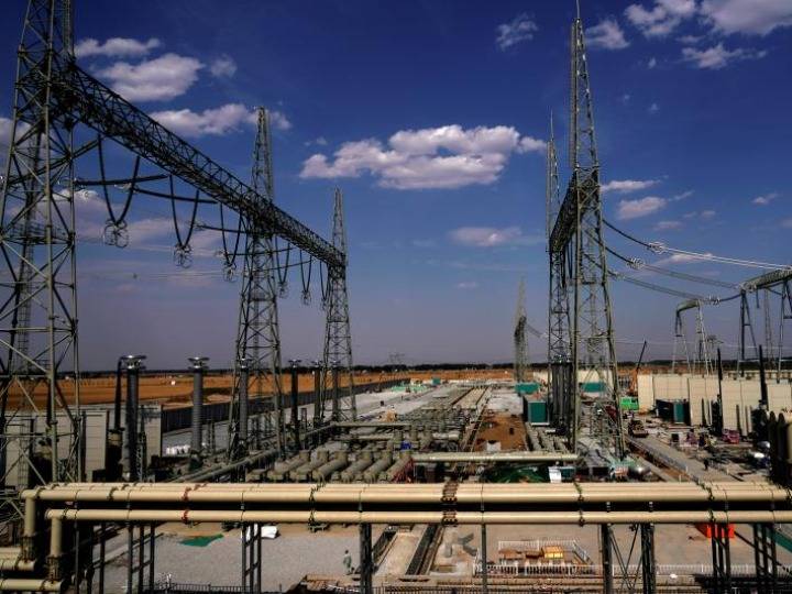 中国多地特高压输电工程建设加速_青豫