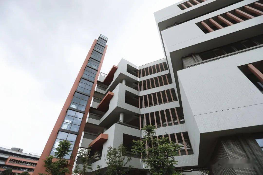 气势恢宏色彩灵动二中天元九月启用小南带你去探探营