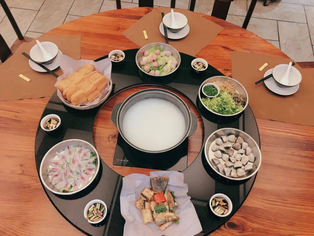 【顺德餐饮名店】又鲜又稠,营养养生的粥底火锅!