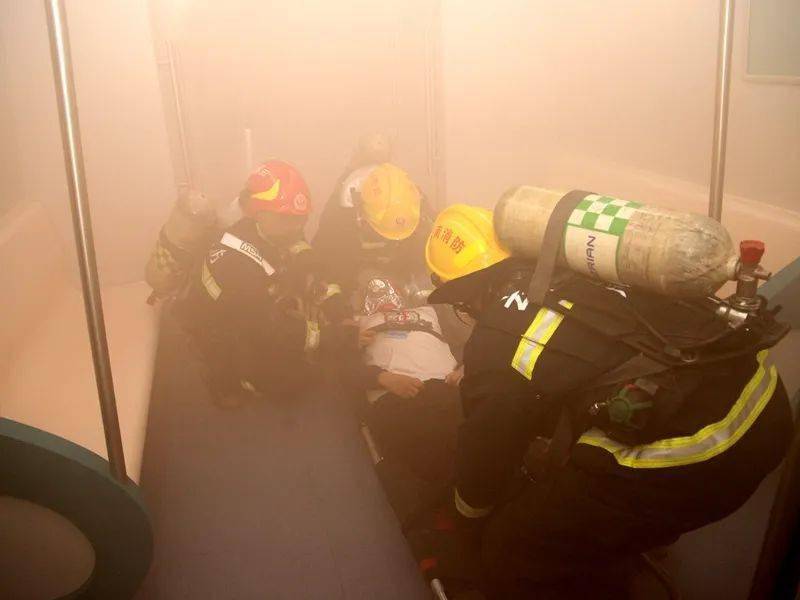昆明地铁菊华站发生"爆燃火灾"?不消慌,这是应急演练!
