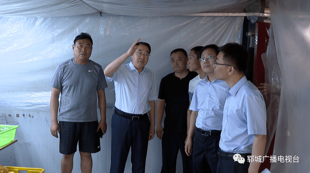 刘文林走访省扶贫工作重点村