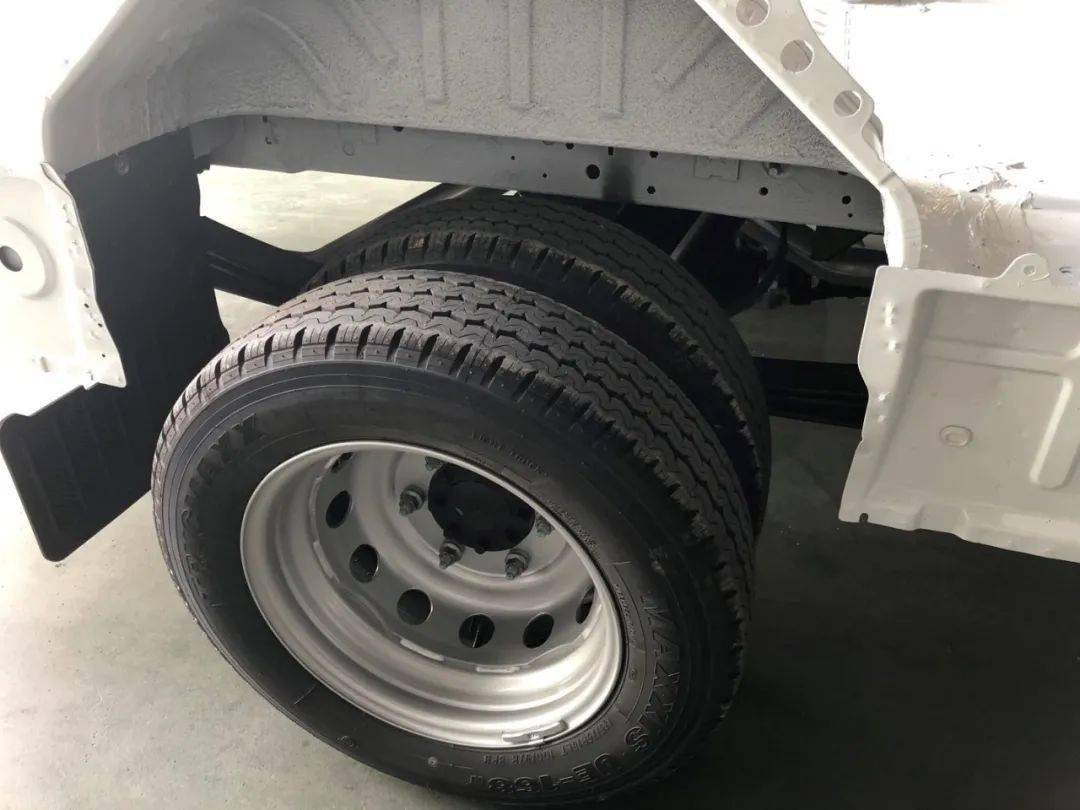 尚旅福特全顺c型房车 经典底盘再升级