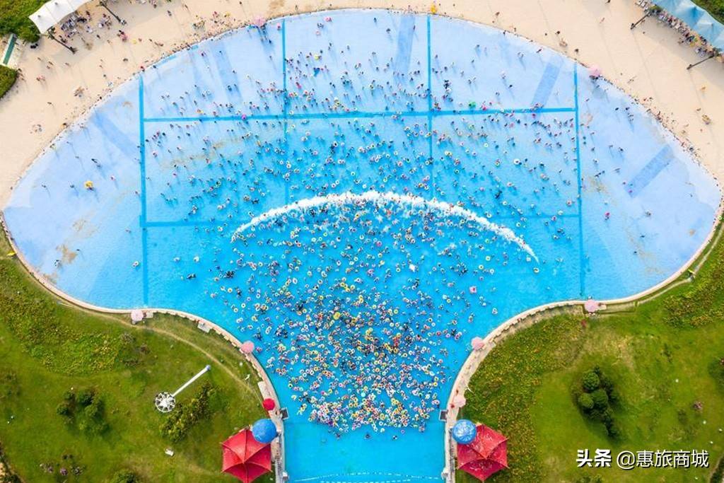 中国最大水上乐园图片