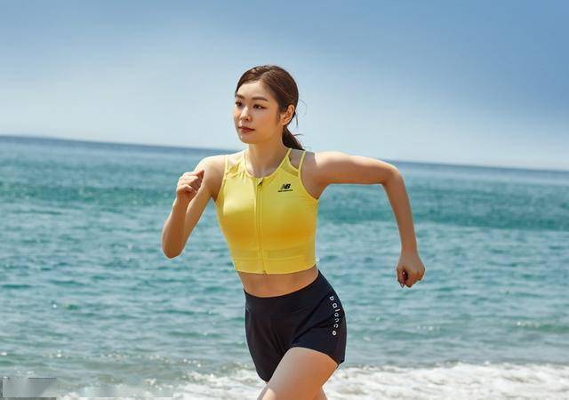 韩国健身女神金妍儿图片
