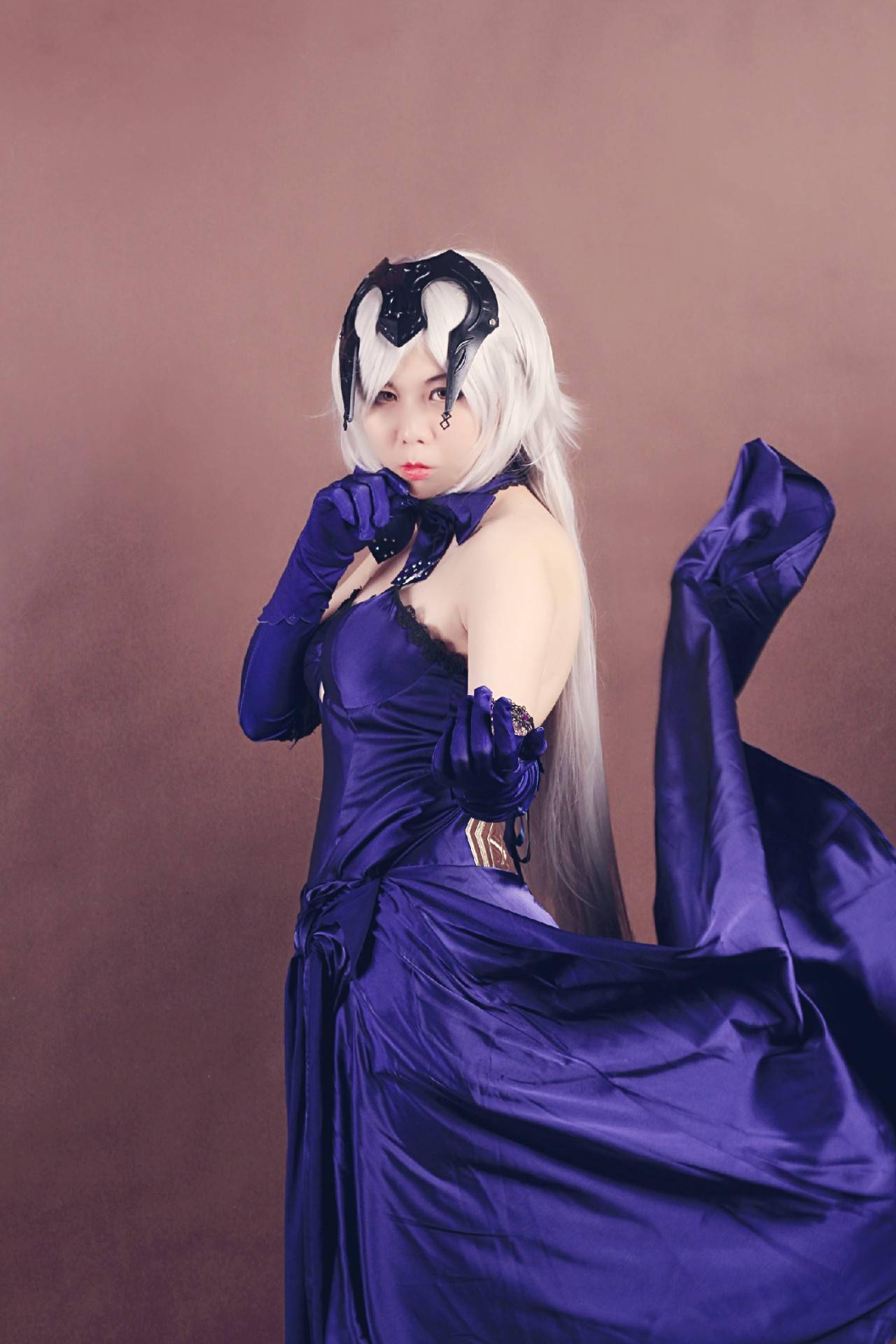 角色名:黑贞德 cn:阿丽莎朱可夫第一次拍正片……图