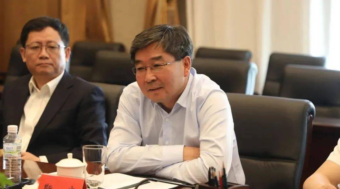 杜联合指出,中欧班列是"一带一路"倡议的重要成果,当前受新冠肺炎疫情