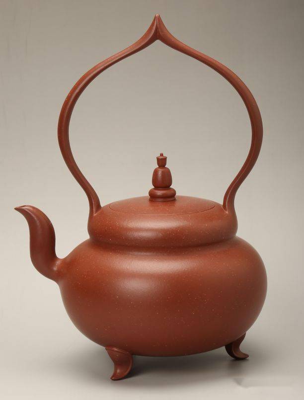 天下潮商经济年会创始人陈少斌率团访问中国紫砂壶大师谢华