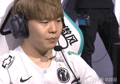 s3,s4皇族两进世界赛决赛时的教练,也是克里斯.