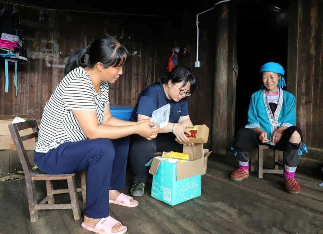 80后广西脱贫攻坚先进个人杨宁为带领乡亲们致富我一定要选上村委会