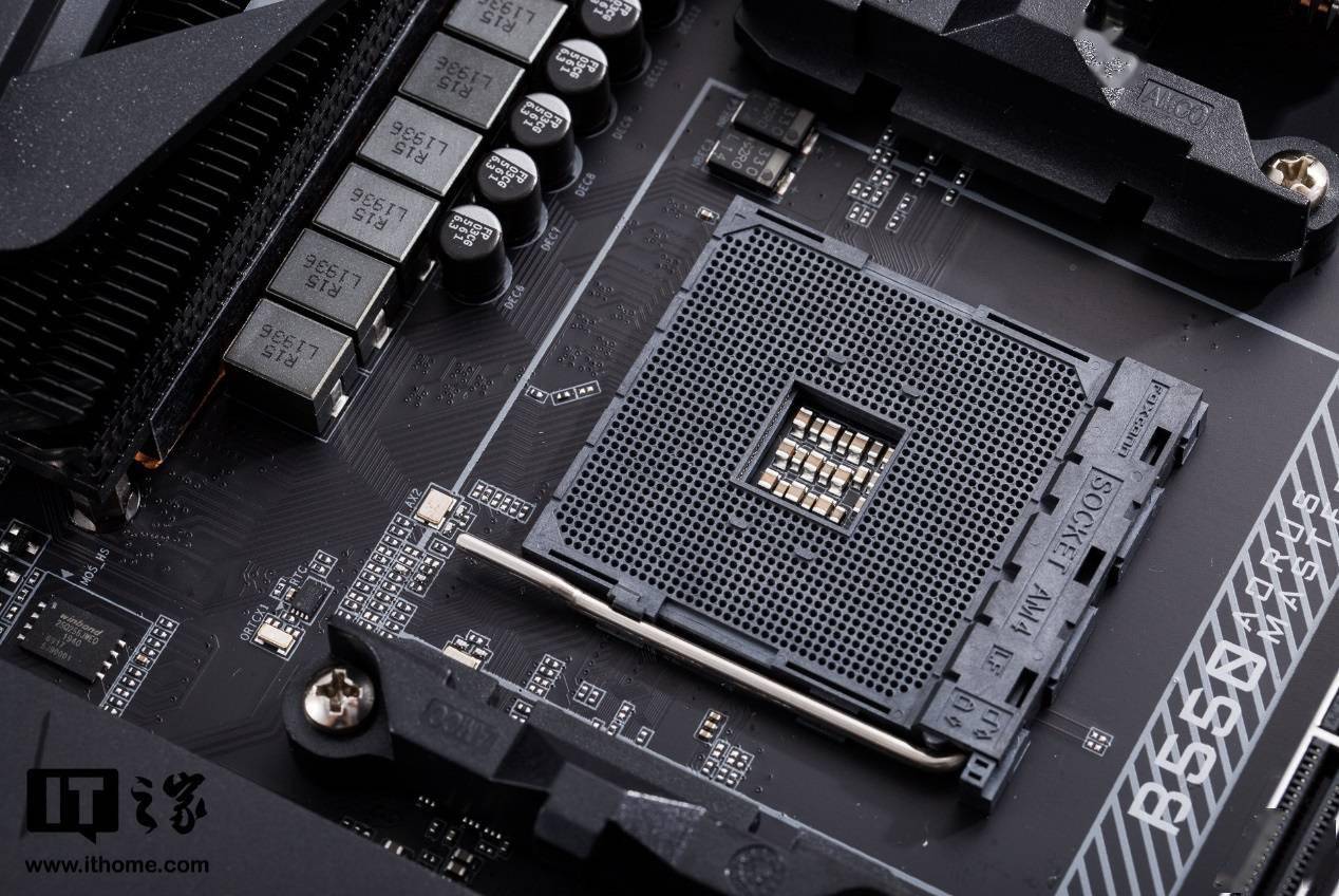 【it之家评测室】技嘉超级雕 b550 aorus master 主板评测