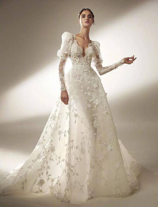 2021婚纱趋势叛逆的落跑新娘让婚纱成为日常穿着婀娜多姿的个性婚纱