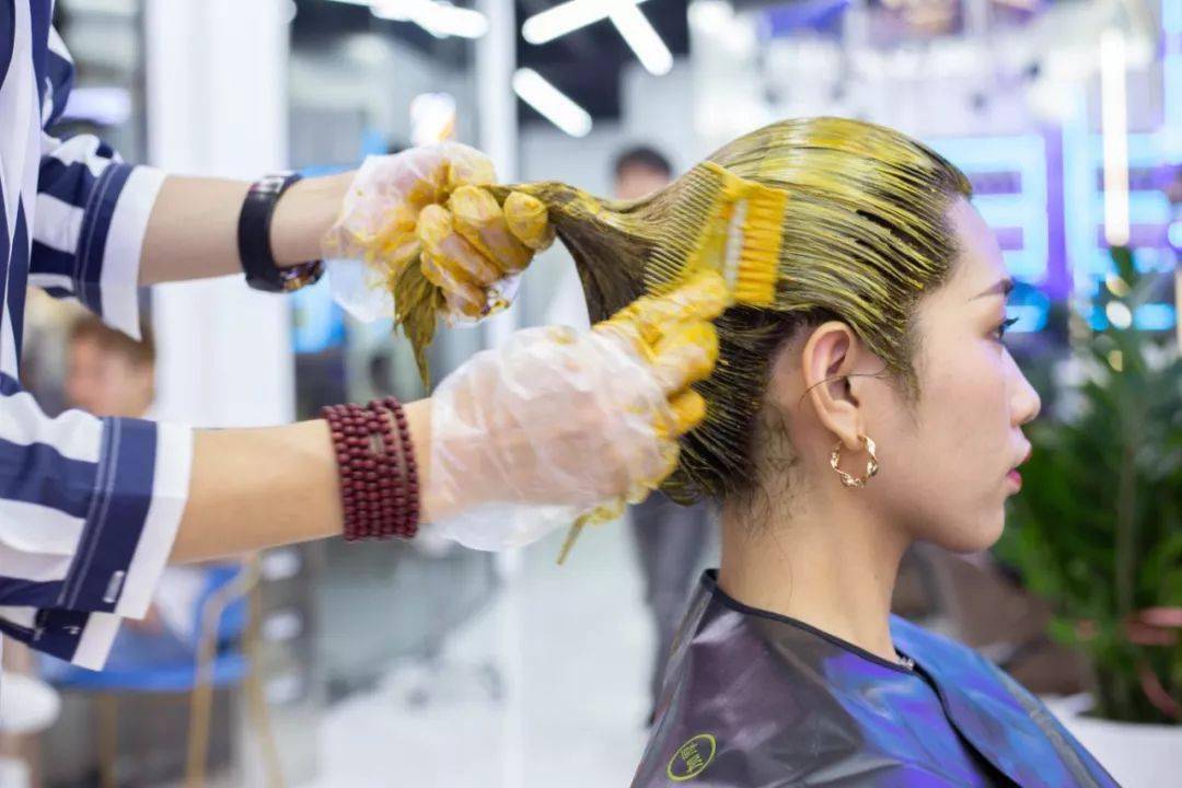 99元抢579元美发套餐!这家宝藏造型屋,能让你们集体变美!