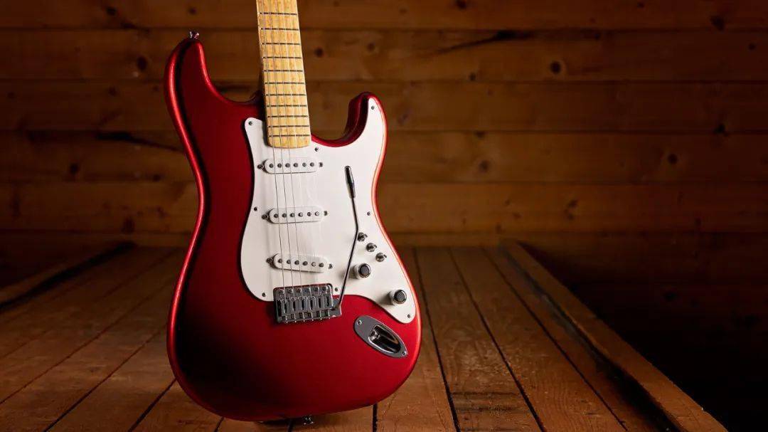 再现恐怖海峡吉他大师markknopfler使用过的schecter吉他