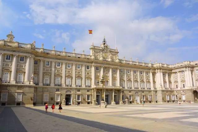 世界著名建筑也离不开天然大理石_宫殿