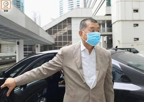 黄之锋撕黎智英,这只是香港反对派大内讧的开始