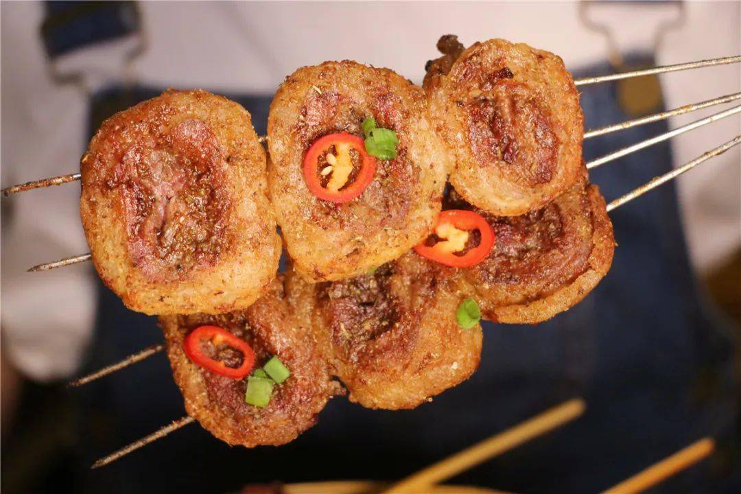 就是这样的奇妙口感腰子的细嫩刚好中和了羊油的油腻哈哈,确实是惊喜