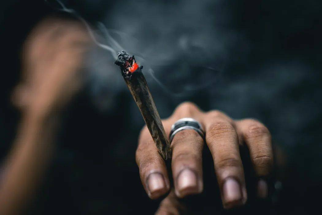 女子网购连退8单被封号900年世道变坏从人不要脸开始