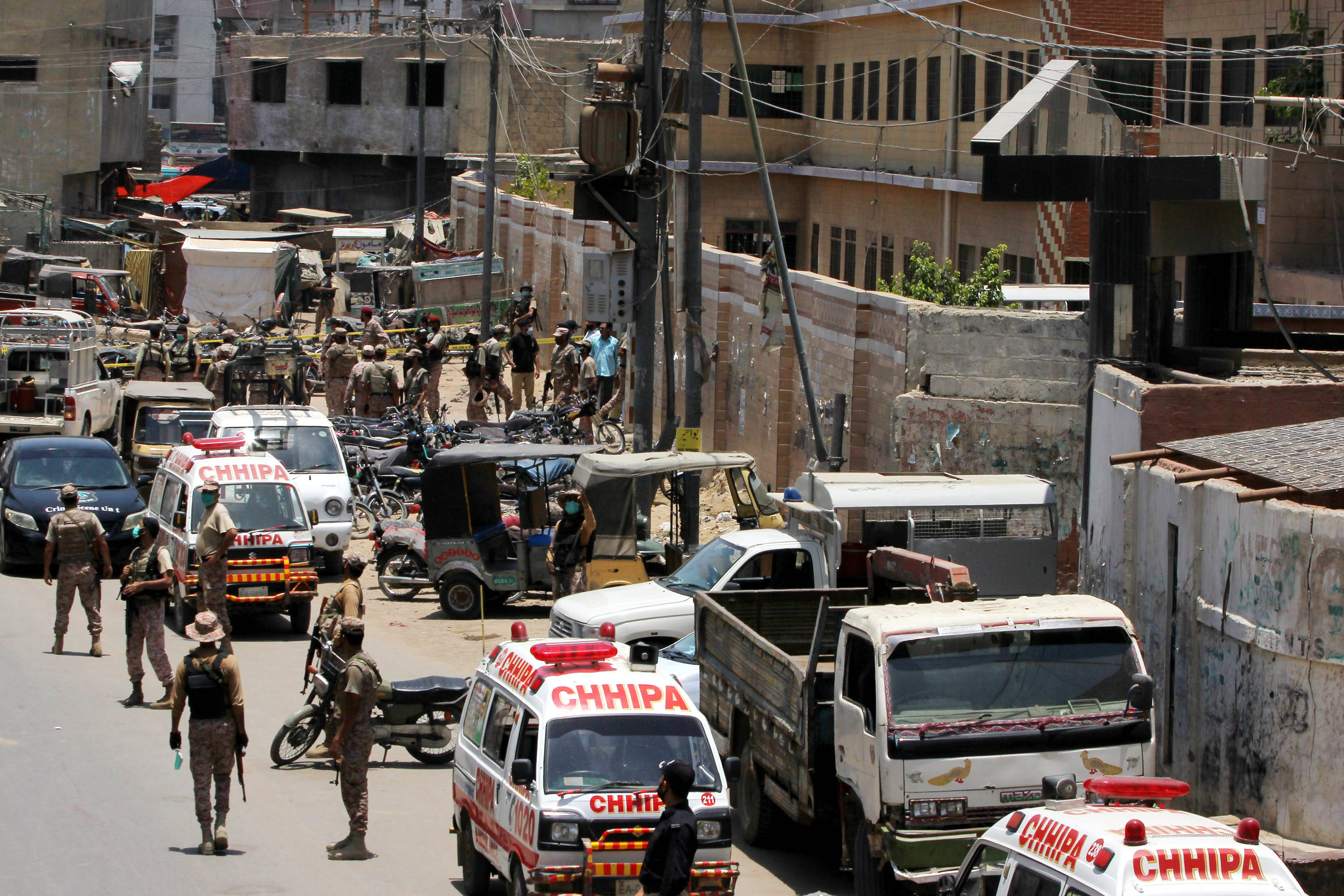 巴基斯坦卡拉奇发生手榴弹袭击事件致1死10伤