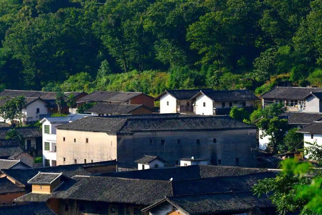 梅州乡村振兴乡村游十一广东省十大特色古村落石寨村