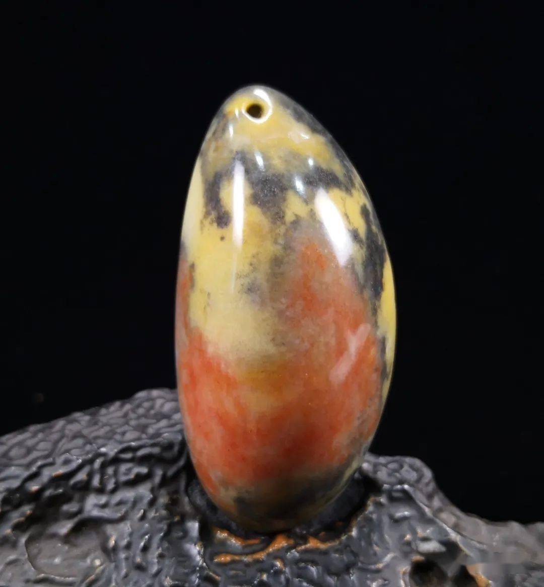 端午节大事千万不要忘了驱五毒戴五彩玉