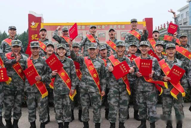 一次比武,32人荣立三等功,36人获嘉奖,他们拼杀的镜头来了