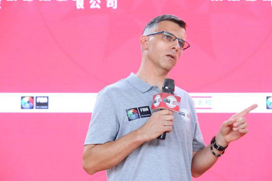 首期国际篮联一级教练员培训认证课程(第一班次)圆满结束!