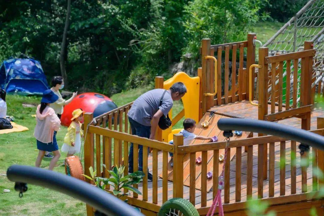 的笑臉是最好的父親節禮物地址:宜昌·三峽旅遊新區·龍泉山村線路