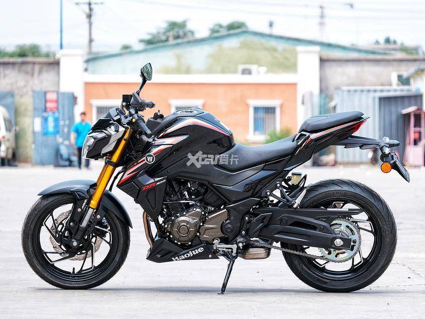 贵有贵的道理豪爵dr300街车抢先实拍